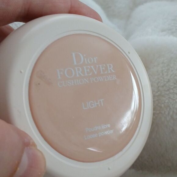 Christian Dior Cream Quilted Round Case - Picture 5 of 5